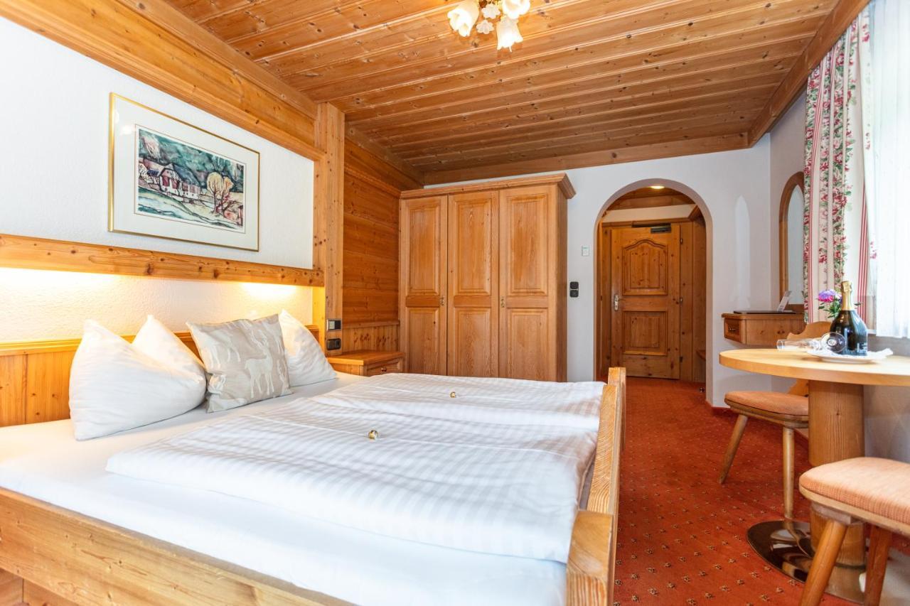 Landhaus Rohregger Neukirchen am Großvenediger Buitenkant foto