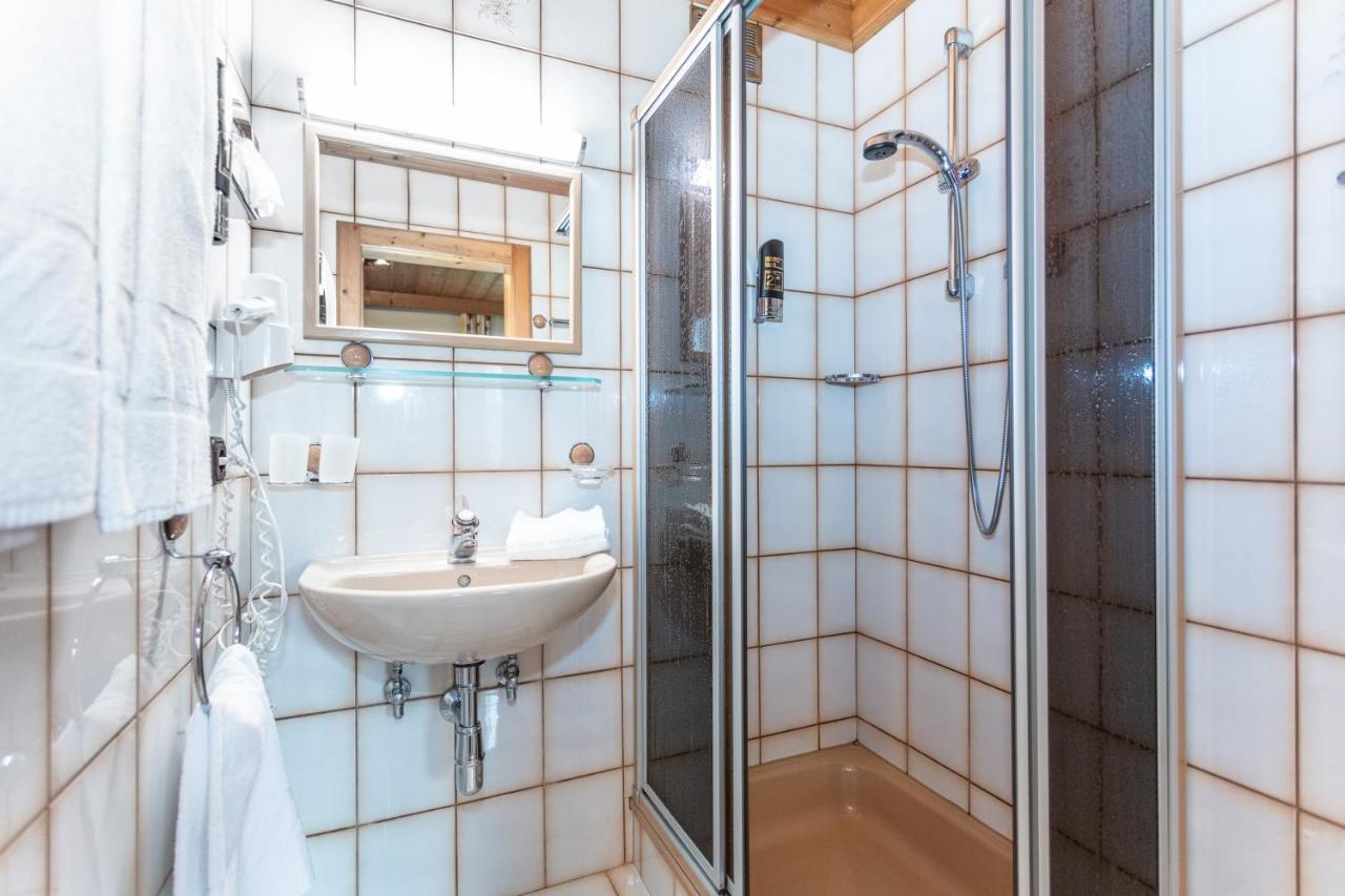 Landhaus Rohregger Neukirchen am Großvenediger Buitenkant foto