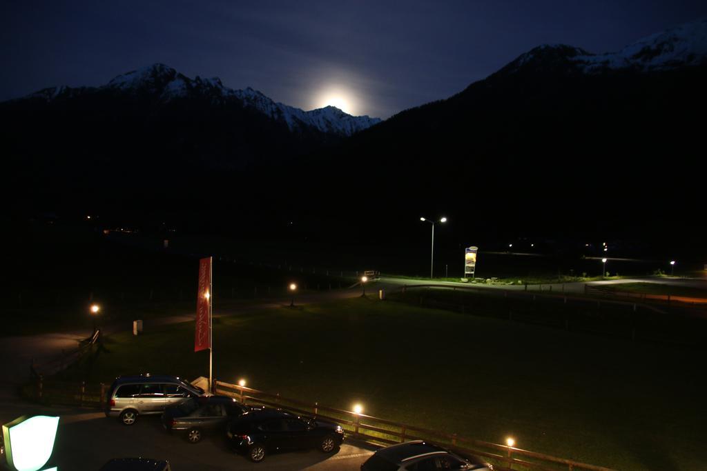 Landhaus Rohregger Neukirchen am Großvenediger Buitenkant foto